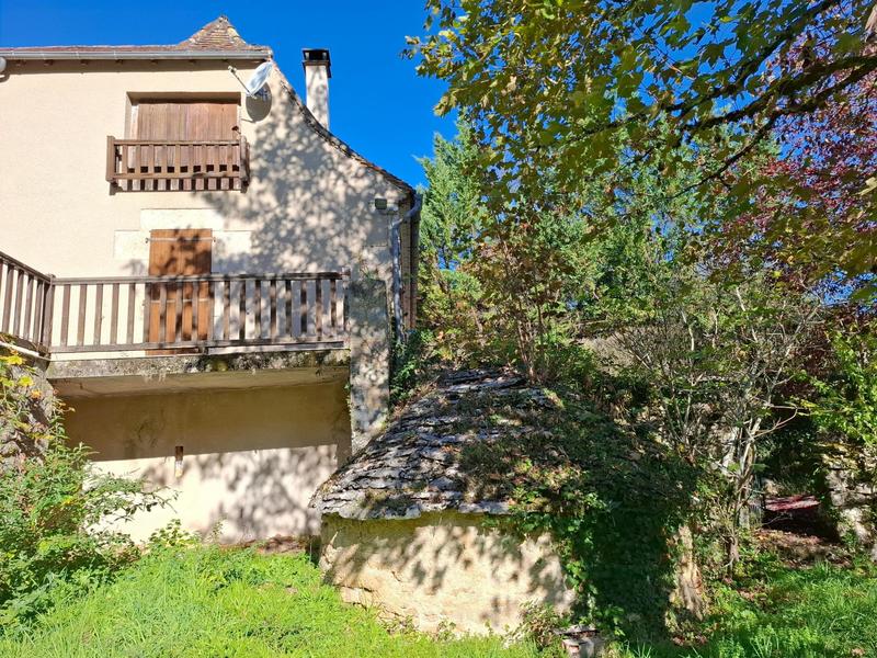 Maison - 180 m² - 8 pièces