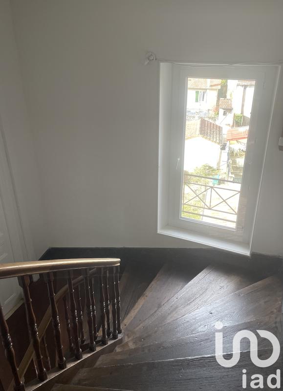 Appartement - 126 m² - 9 pièces