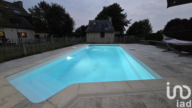 Maison - 244 m² - 8 pièces