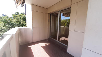 Appartement - 82 m² - 3 pièces