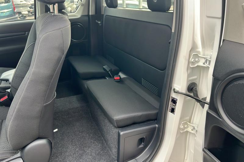 Toyota Hilux 2.8 204 X-Tra Cab le Cap