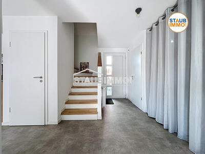 Maison - 80 m² - 5 pièces