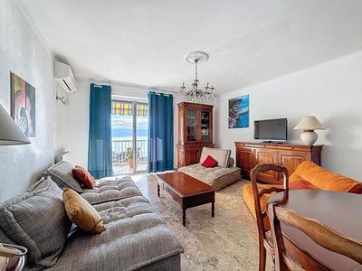 Appartement - 98 m² - 4 pièces