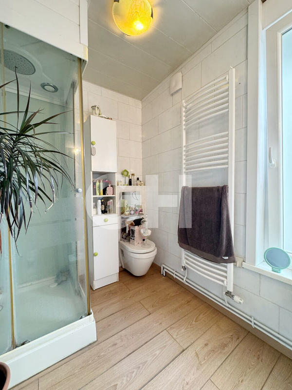 Immeuble - 7 pièces