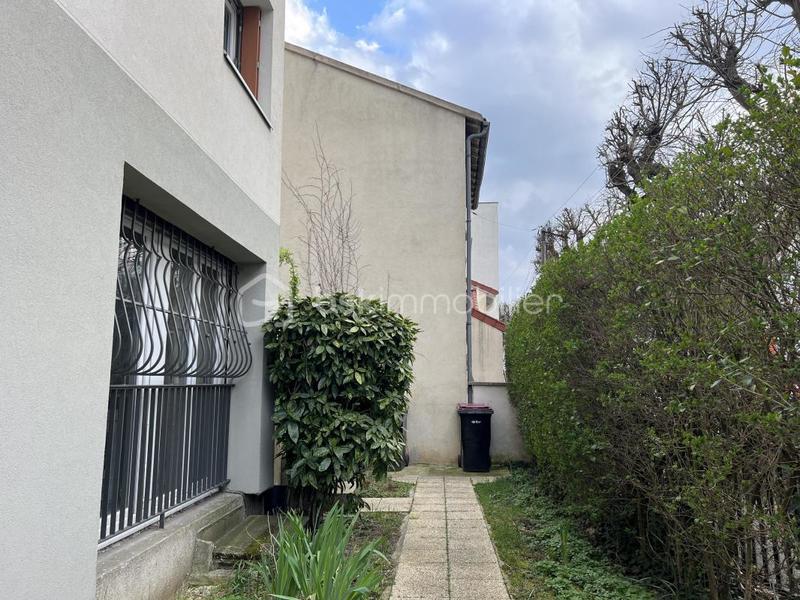 Studio - 32 m² - 1 pièce