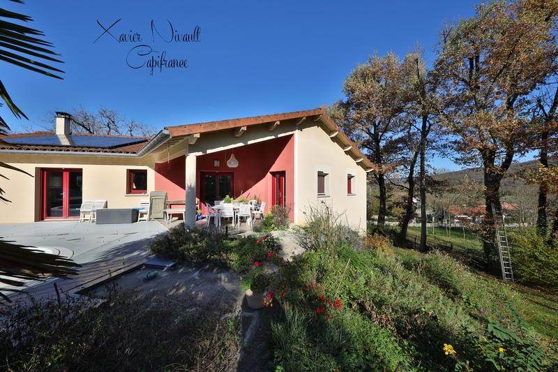 Maison - 187 m² - 7 pièces