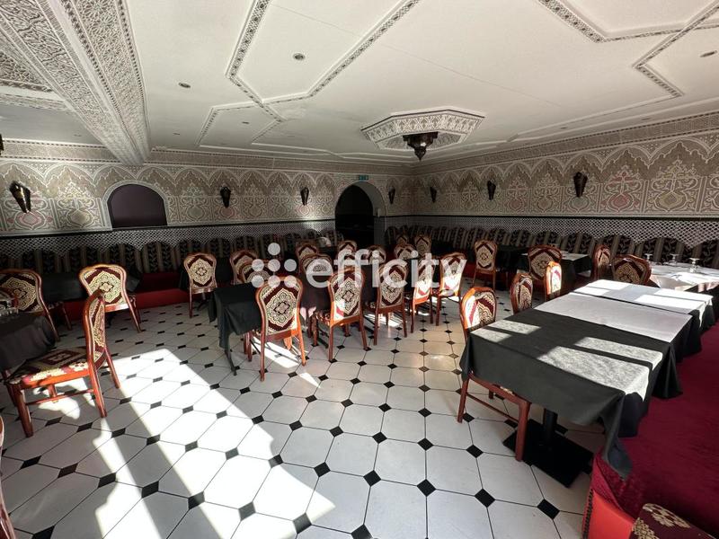 Immeuble - 315 m² - 8 pièces