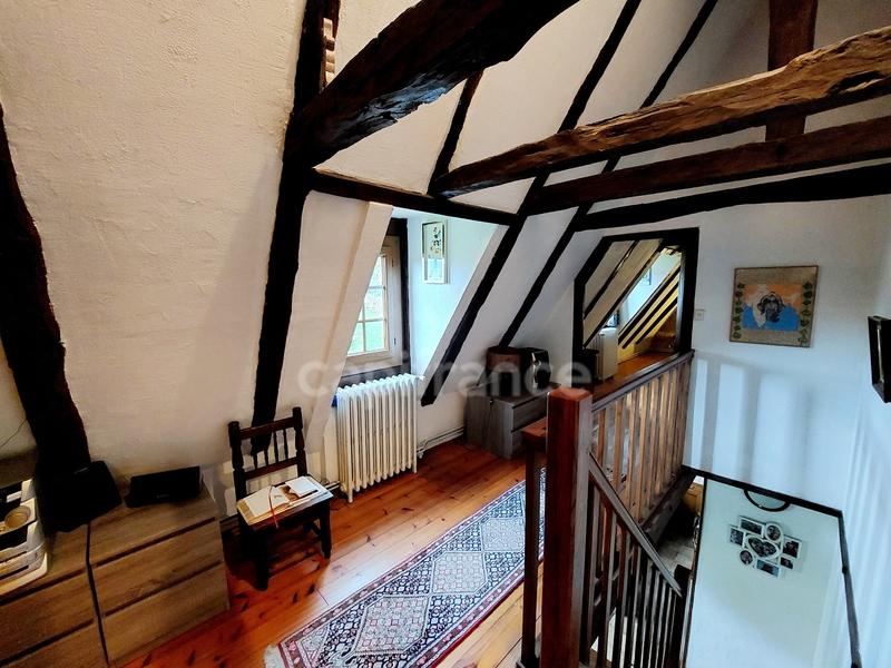 Maison - 230 m² - 10 pièces