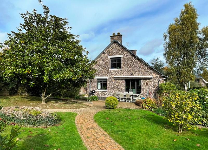 Maison de ville - 145 m² - 6 pièces