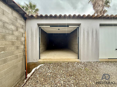 Parking / Garage - 20 m²