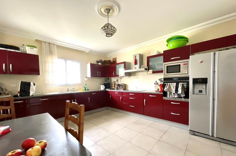 Maison - 164 m² - 6 pièces