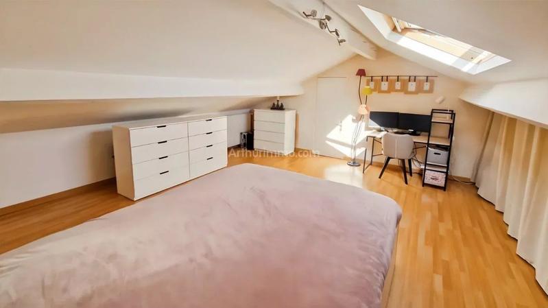 Maison - 93 m² - 5 pièces