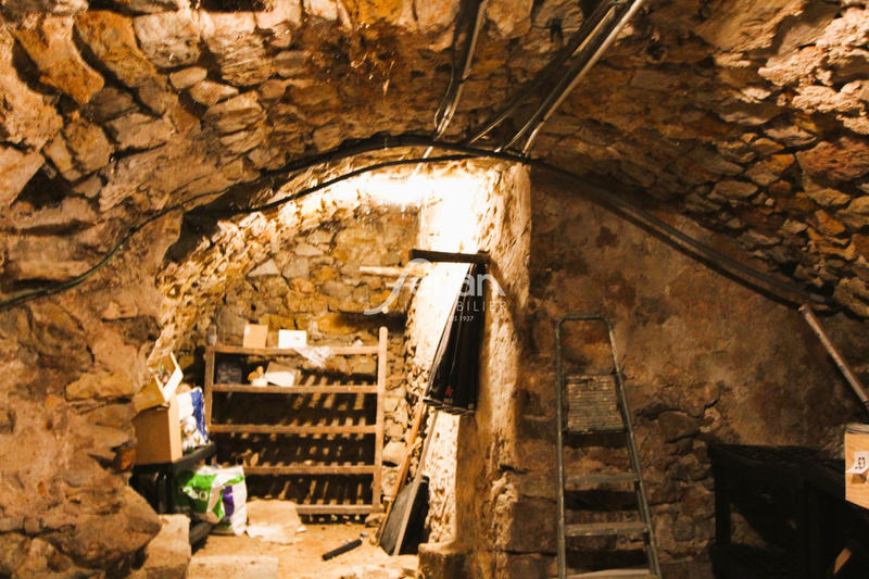 Fonds de commerce - 100 m²