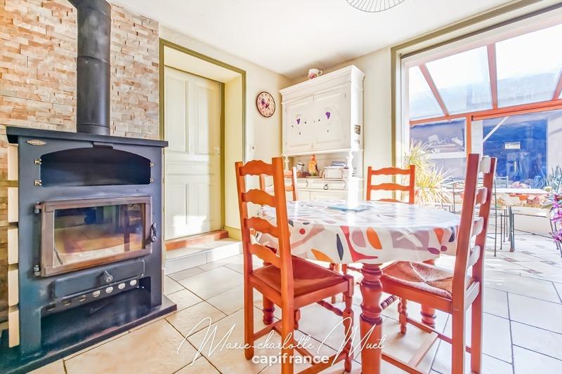 Propriété - 224 m² - 8 pièces