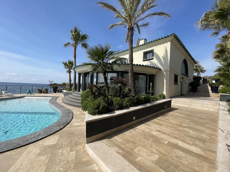 Villa - 224 m² - 5 pièces