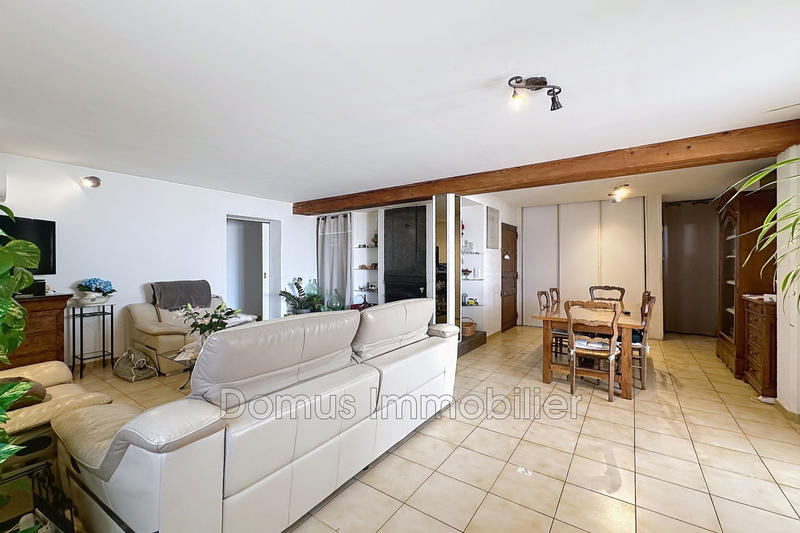 Appartement - 93 m² - 3 pièces