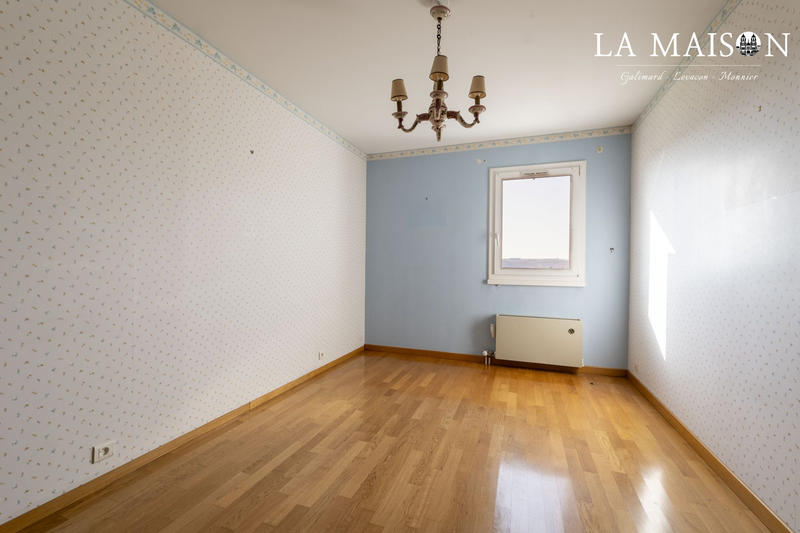 Appartement - 91 m² - 4 pièces