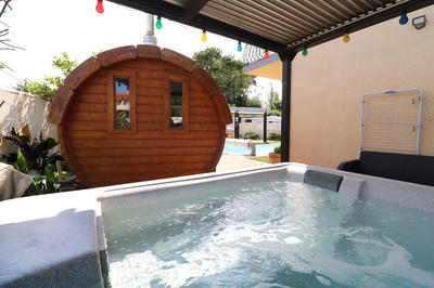 Maison - 197 m² - 8 pièces