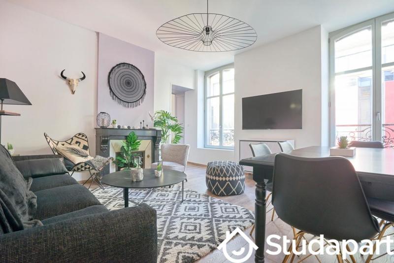 Chambre - 13 m² - 1 pièce