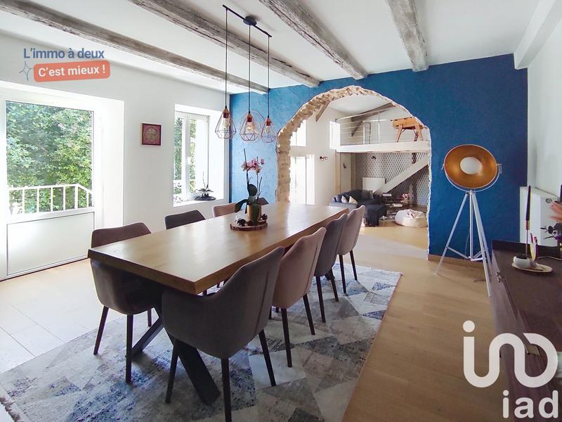 Maison - 297 m² - 9 pièces