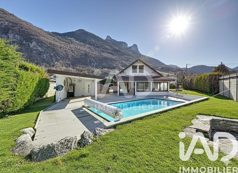 Maison - 153 m² - 7 pièces