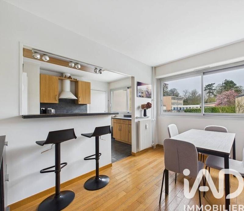 Appartement - 126 m² - 7 pièces