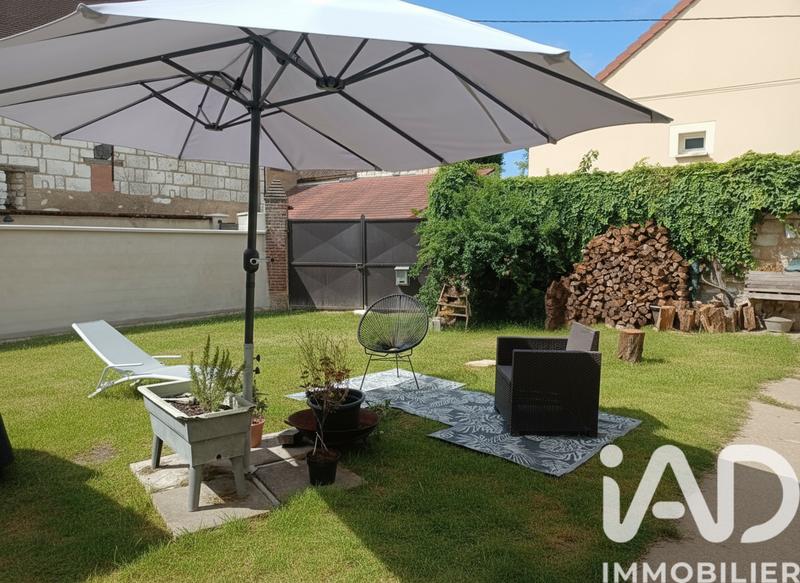 Maison - 201 m² - 7 pièces