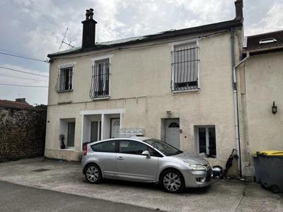 Immeuble - 260 m² - 10 pièces