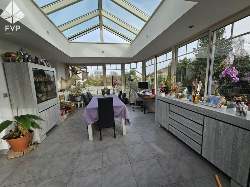 Maison - 92 m² - 4 pièces