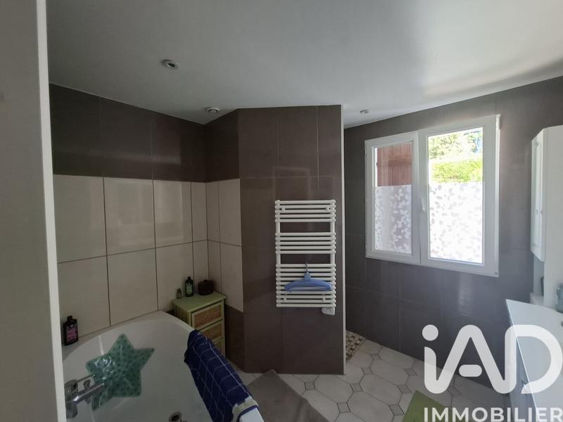 Maison - 130 m² - 6 pièces