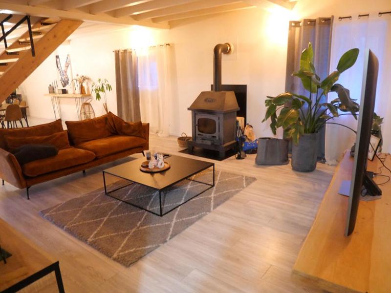 Maison - 245 m² - 5 pièces