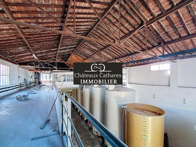 Local d'activités - 730 m²