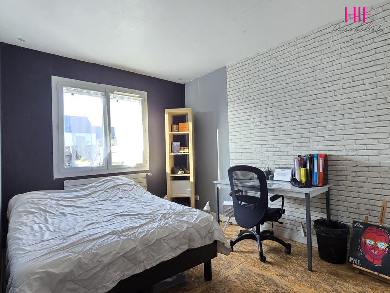 Maison traditionnelle - 110 m² - 7 pièces