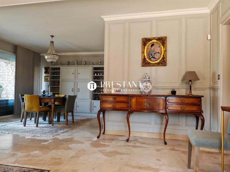 Maison de maîtres - 462 m² - 13 pièces