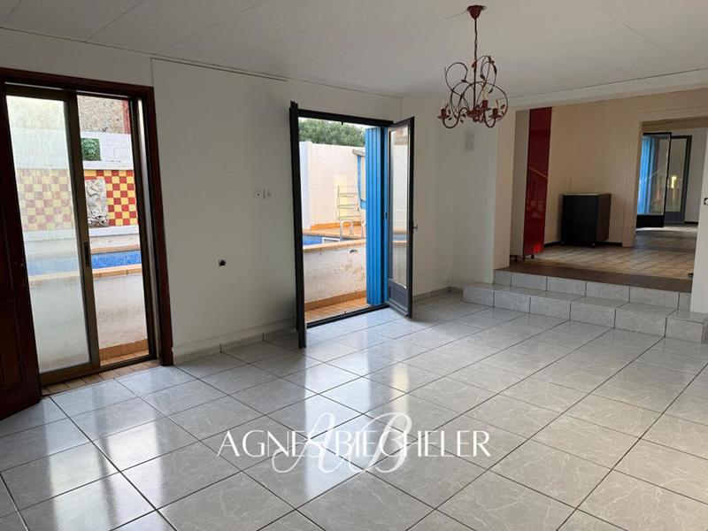 Maison - 168 m² - 7 pièces