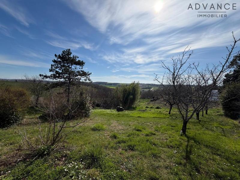 Terrain constructible - 1 070 m²