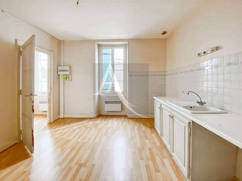 Maison - 200 m² - 7 pièces