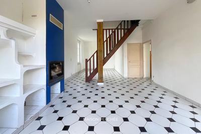 Maison - 113 m² - 7 pièces