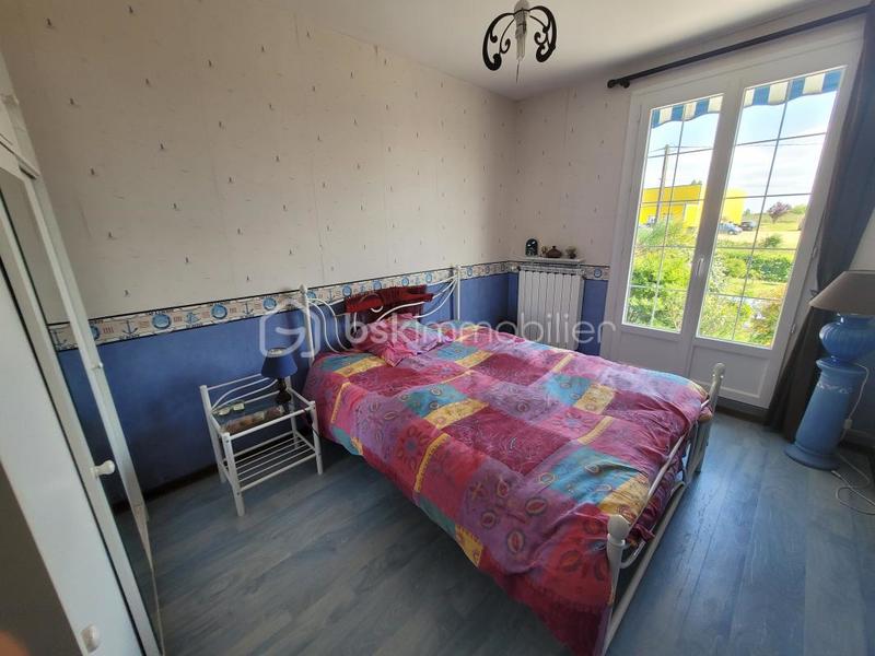 Pavillon - 165 m² - 7 pièces