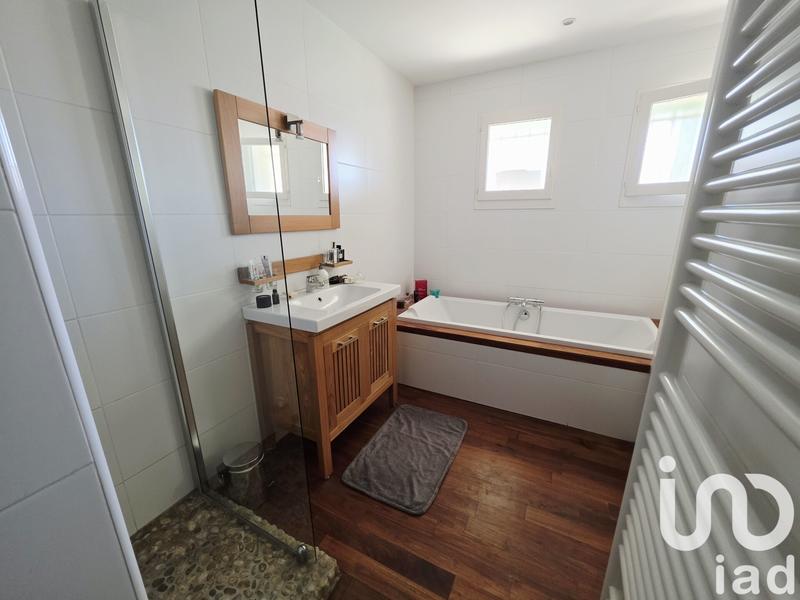 Maison - 138 m² - 6 pièces