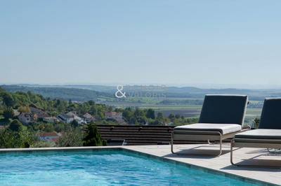 Villa - 316 m² - 6 pièces