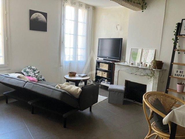 Appartement ancien - 45 m² - 2 pièces