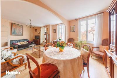 Appartement - 75 m² - 3 pièces