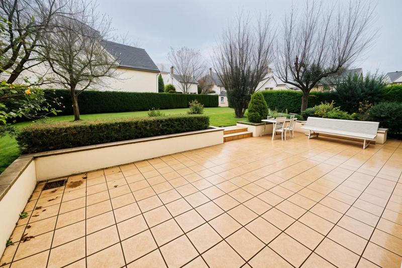 Maison - 158 m² - 6 pièces