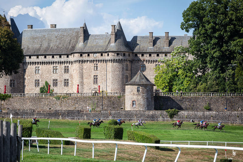 Courses hippiques : Hippodrome en fête