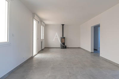 Maison - 122 m² - 6 pièces