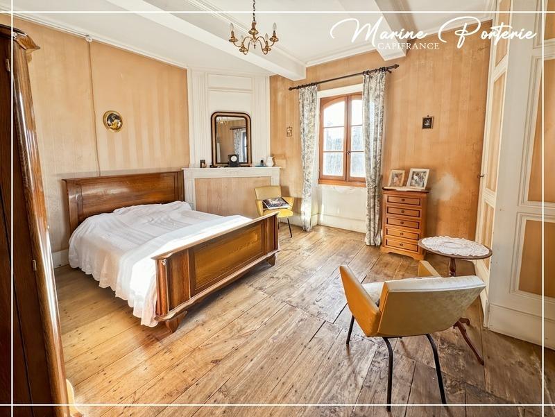 Maison en pierre - 220 m² - 6 pièces