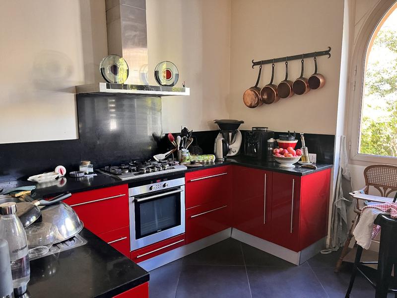 Maison de ville - 300 m² - 9 pièces