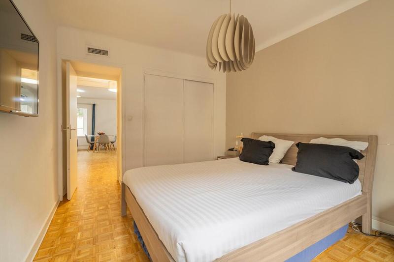 Appartement - 102 m² - 5 pièces