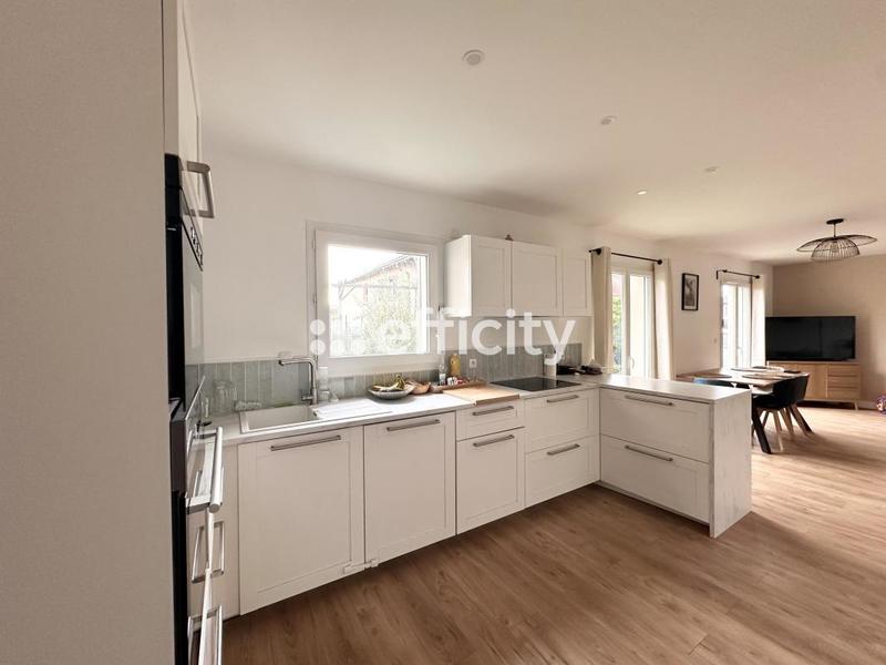 Maison - 91 m² - 4 pièces